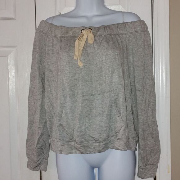 Iris Basic light gray off the shoulder kangaroo long sleeve top Sz L NWT - Picture 1 of 6